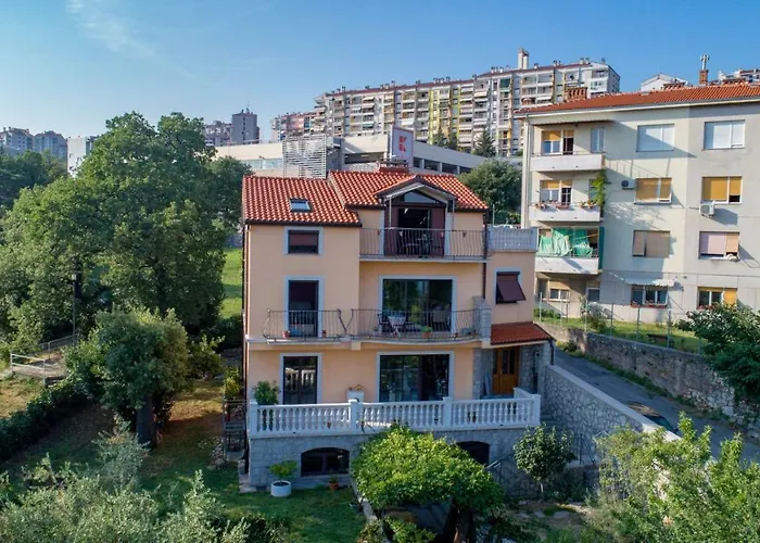 Anai Apartment